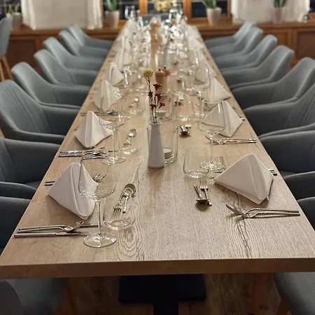 Traditionshotel Schwarzer Adler Szálloda Tannheim