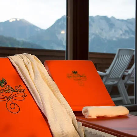 Traditionshotel Schwarzer Adler
