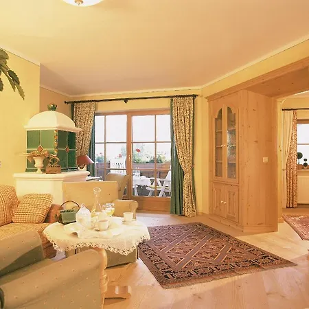 Traditionshotel Schwarzer Adler