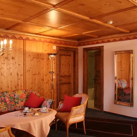 Traditionshotel Schwarzer Adler Tannheim