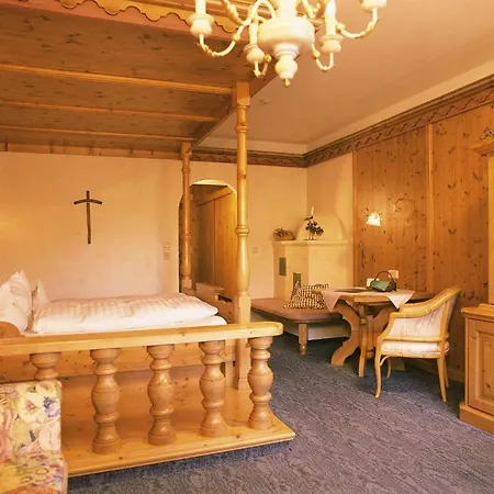Schwarzer Adler Hotel Tannheim