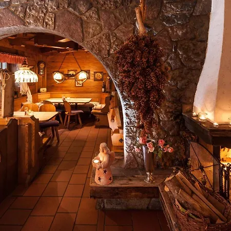 Traditionshotel Schwarzer Adler 4* Tannheim