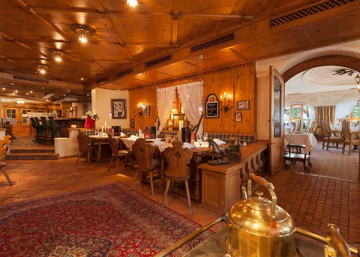 Traditionshotel Schwarzer Adler Szálloda