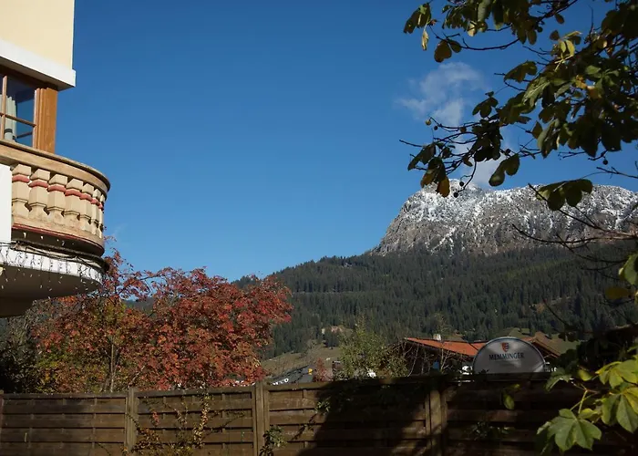 Szálloda Traditionshotel Schwarzer Adler