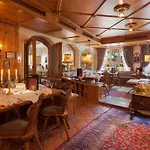 Traditionshotel Schwarzer Adler Tannheim
