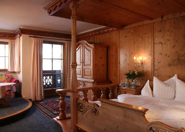 Traditionshotel Schwarzer Adler Hotel Tannheim