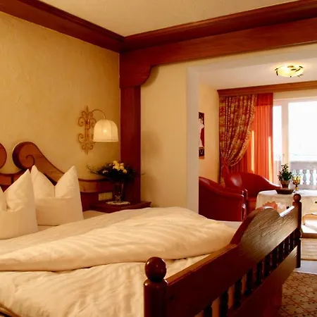 Traditionshotel Schwarzer Adler