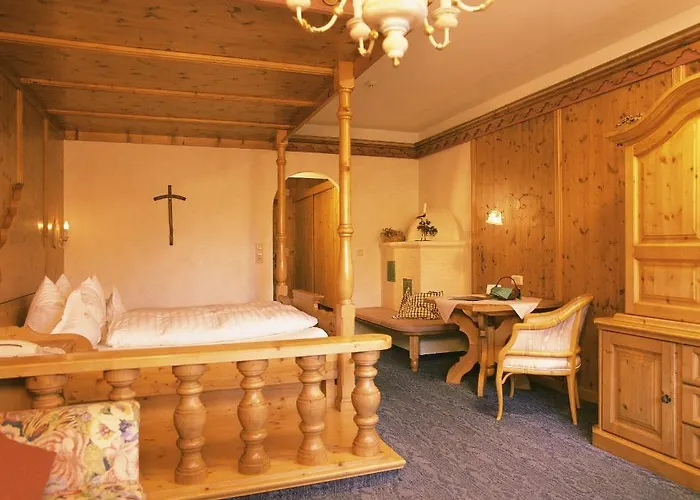 Traditionshotel Schwarzer Adler Hotel Tannheim