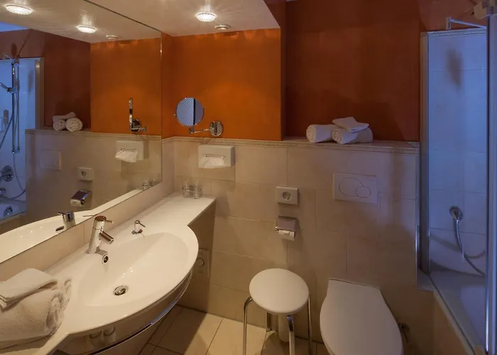 Traditionshotel Schwarzer Adler 4* Tannheim